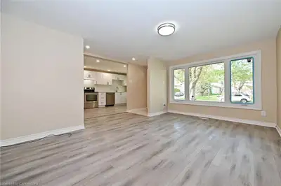 BRAND NEW AFTER RENOVATION! This beautifully updated 3-bedroom, 1-bath bungalow offers comfort, styl...