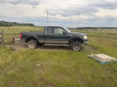 Cash or trade 2006 f150 lifted 5.4 runs good bit of rust but not to terrible would make a offer or t...