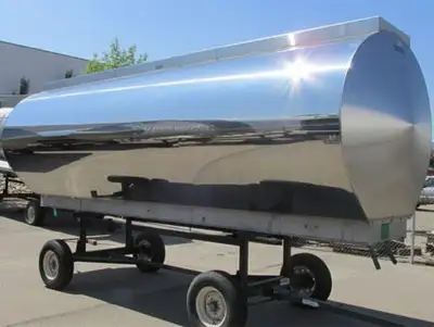 Looking to buy a stainless truck mount tank 2-5000 gallons Thanks