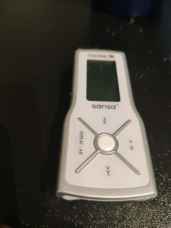 SanDisk Sansa  in iPod & MP3 Accessories in City of Toronto