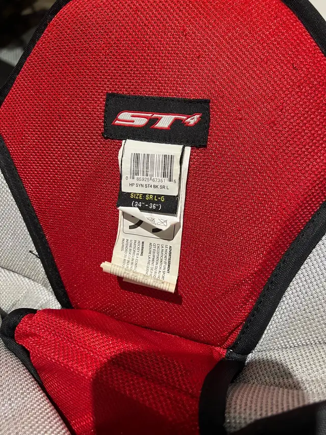 men’s hockey gear in Hockey in Kitchener / Waterloo - Image 3