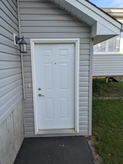 Welcome to 12 Luxor Basement Unit including Heat and Internet. The quiet 1 Bedroom Basement Unit inc...