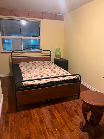 Vacant:Petfriendly Spacious Room in Shared 2nd Flr Apt by Bluffs