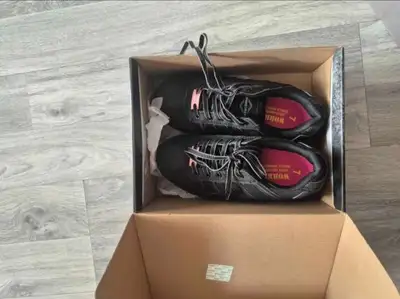 Women new Steel toe workload  shoes on discounted price., View more