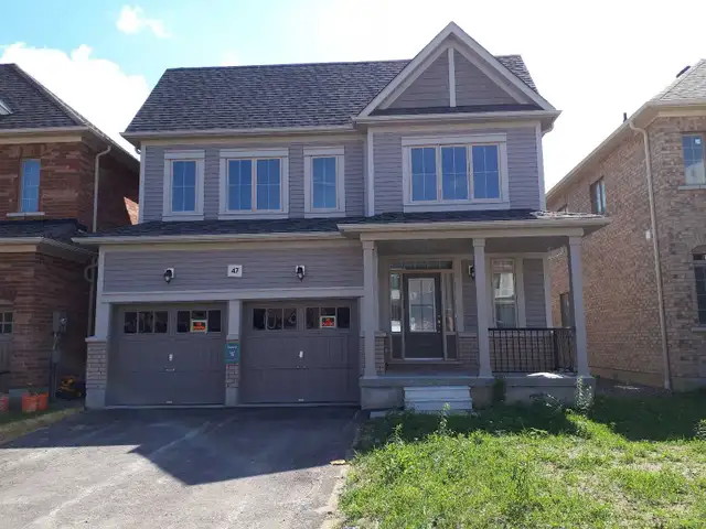 Ensuite bedroom for rent in Bowmanville $1,100 in Room Rentals & Roommates in Oshawa / Durham Region - Image 2