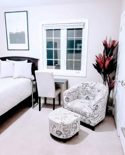 FURNISHED STUDIO ROOM SUITE Greater Toronto Area (GTA) Whitby -------------------------------- Not i...