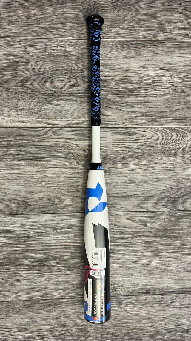 NEW Demarini Zen 30” -5 USSSA Baseball Bat in Baseball & Softball in Mississauga / Peel Region - Image 4