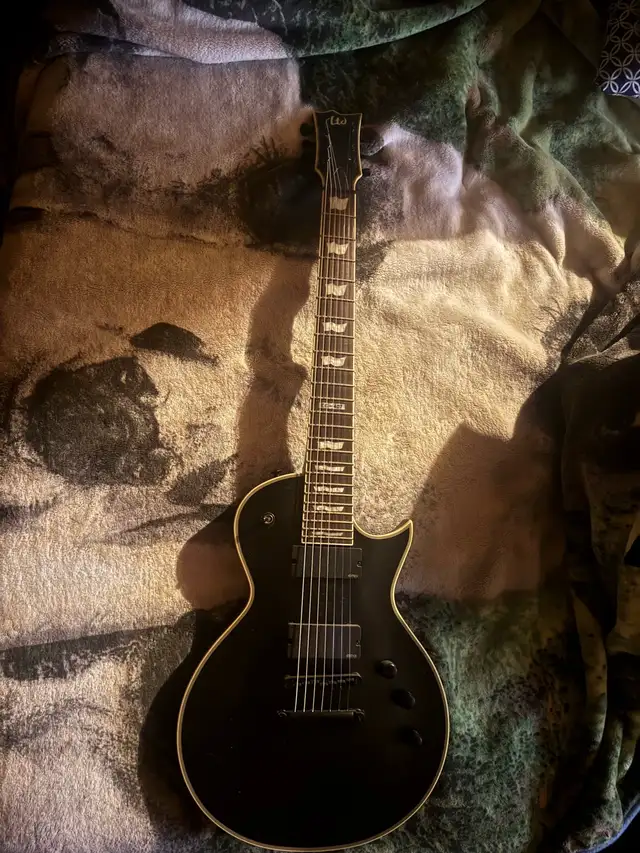 LTD Ec-407 Eclipse in Guitars in Edmonton - Image 2