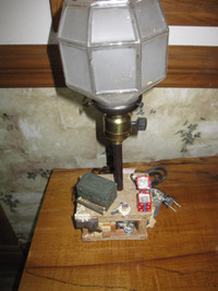 ANTIQUE TABLE LAMP ABOUT 15" TALL WITH BRASS FATBOY SOCKET