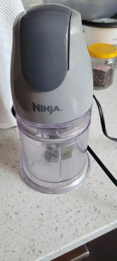 Ninja NJ100C, Express Chop For Chopping, Mincing, and Pureeing,, View more