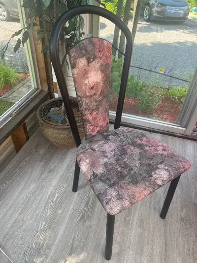 2 chaises de cuisine, View more