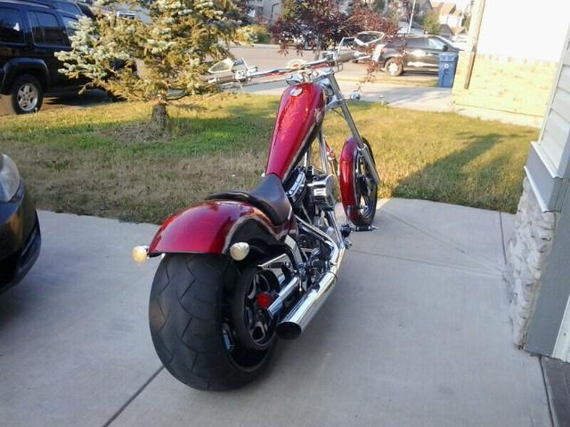 Ironhorse Texas Chopper 124"  3,900  kms ph 587-Four71-6111 in Street, Cruisers & Choppers in Calgary - Image 3