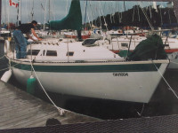 8.2 Aloha sailboat