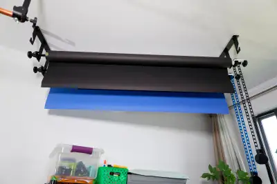 Support de fond de scène triple avec 1 rouleau, View more