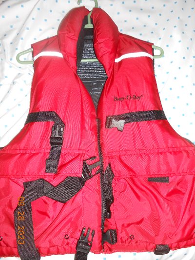 Like new ADULT LIFE JACKET SIZE XL, View more