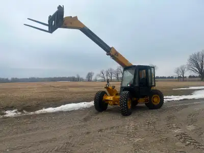JCB telehandler. 4 wheel steer. No longer needed.