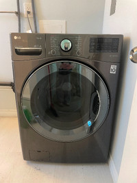 LG Smart Washer & Dryer Combo 5.2 cu. ft.