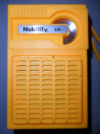 NIB Vintage NOBILITY AM SOLID STATE POCKET AM RADIO - HONG KONG