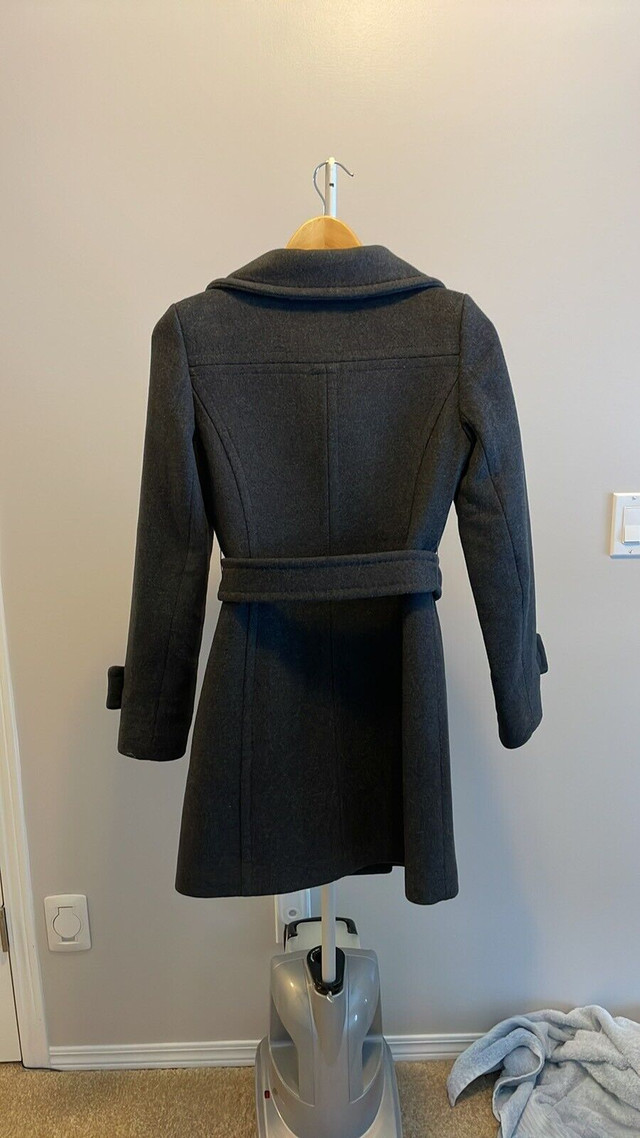 Babaton aritzia bromley wool dark grey jacket (xxs) in Women's - Tops & Outerwear in Calgary - Image 2