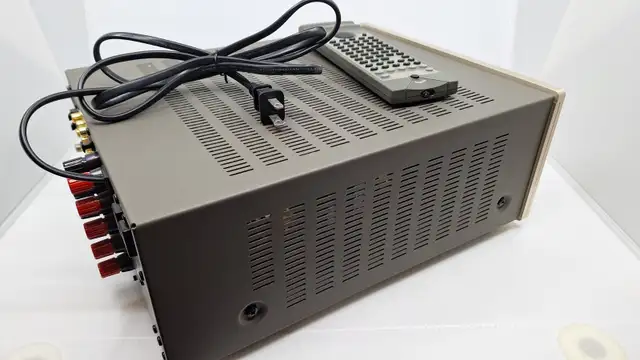Teac AG-H550 AV Digital Home Theater Receiver in Stereo Systems & Home Theatre in Ottawa - Image 7