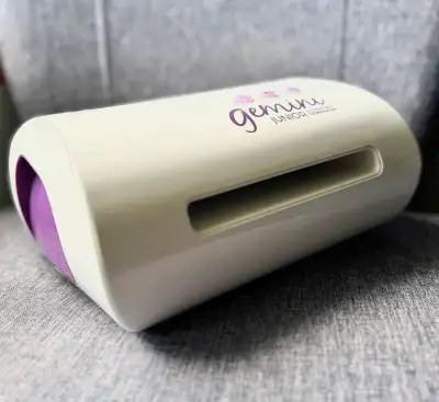 Crafter’s Companion Gemini Junior Die Cutting Machine. Great condition, minimally used! MACHINE FEAT...