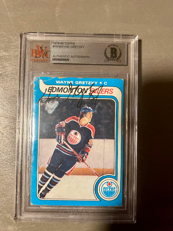 1979-80 Topps Wayne Gretzky autographed rc in Hobbies & Crafts in Cape Breton - Image 3