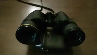 Vivitar binoculars 16x50 -new cond., View more