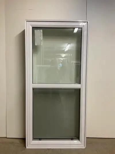 10728GH Fenêtre HYBRIDE Blanc Guillotine simple 32 3/4 x 68, View more