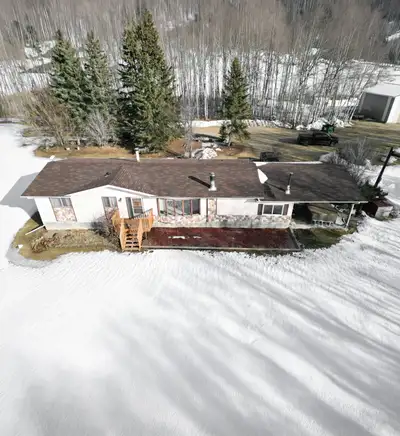 Unreserved Real Estate Auction 158± Acres with Home, Shop, and Outbuildings, near Rocky Rapids OPEN...