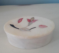 Vintage polished Soap Stone Trinket Ring Box w Mother Of Pearl