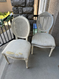 Free chairs for pickup