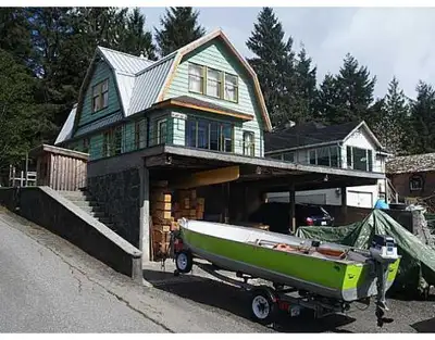 This one bedroom top floor apartment in a character home is being offered for rent. The house is ver...