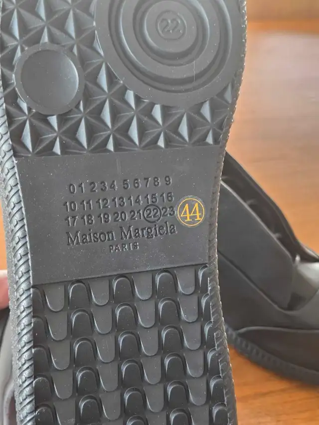 maison Margiela shoes  in Men's in Laval / North Shore - Image 7