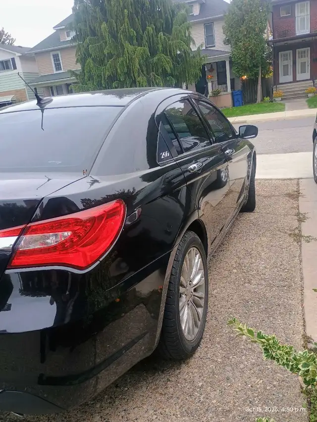 200 Chrysler 595517994771435522