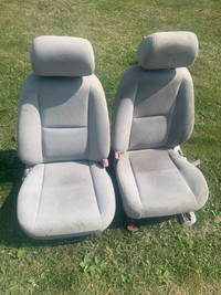 2007 - 2013 Chevy gmc truck / Suv Cloth bucket seats