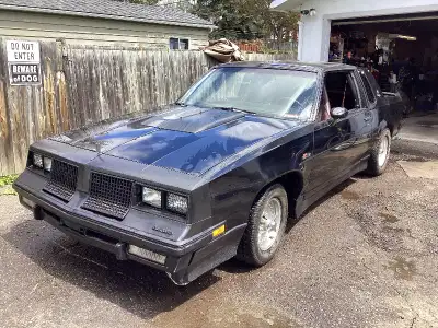 ***If ad is up it’s available***. Up for sale is a 1983 Cutlass Supreme Hurst Tribute Car. It has a...