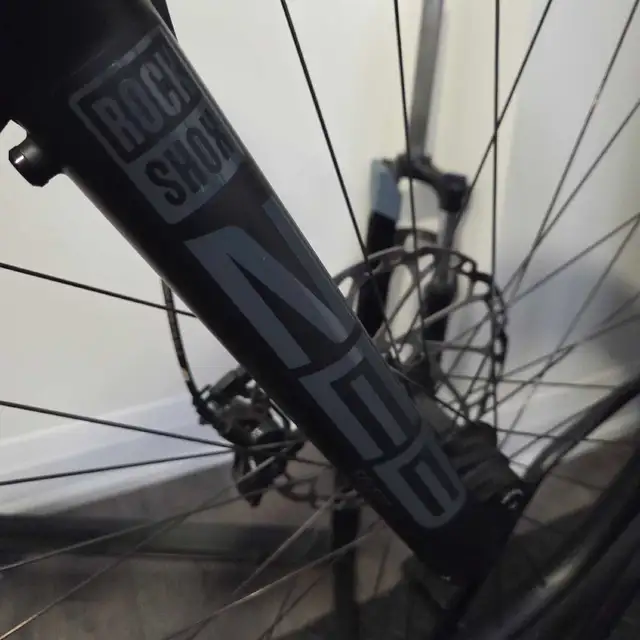 2023 Canyon Torque 5 Mullet AL 5 mountain bike in Mountain in Markham / York Region - Image 5