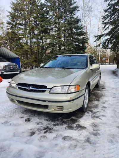 1998 nissan altima gxe New struts, cv axles, synthetic oil Very clean inside Bit rusty underneath bu...