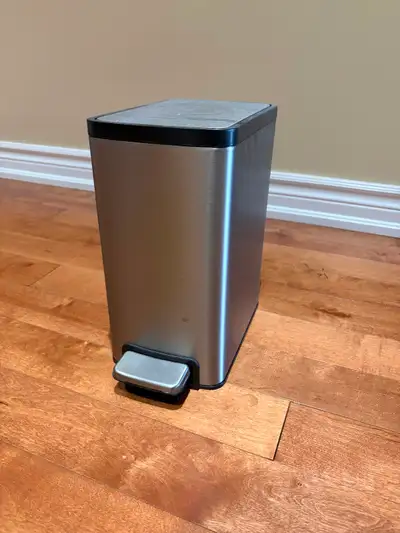 Small Step Garbage Can, View more
