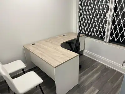 Buro L-Shape Desk – Brand New – 60″ × 60″ × 30″ – $650 Each (500 In Stock) Maximize your workspace w...