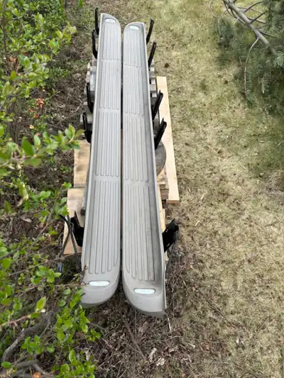 Two running boards with backlight and wire connections. Take off from 2002 Ford Excursion. No rusted...