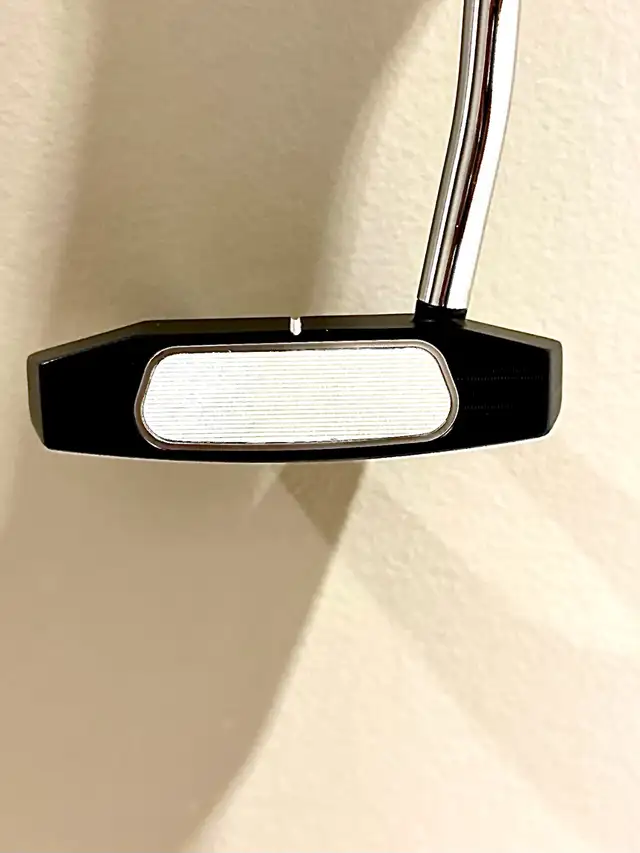 Odyssey Ai-One Putter #7 DB 33 Inch in Golf in Markham / York Region - Image 5