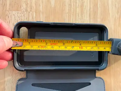 $10 - OtterBox Strada series. Should fit following models. $15 - Griffin Survivor Extreme ipPad case...