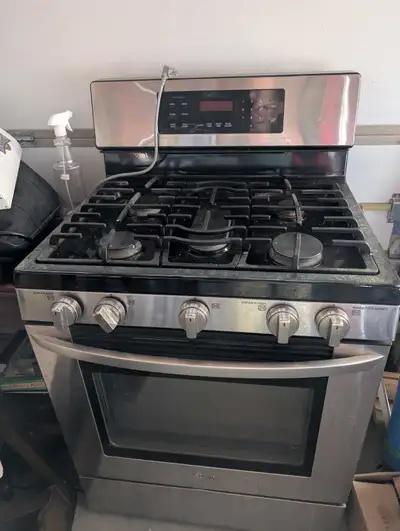 LG Stainless Steel Gas Range oven $100, View more