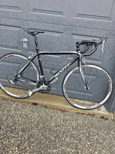Scott Speedster S40 road bike , View more