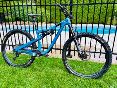Vélo de montagne à vendre, View more