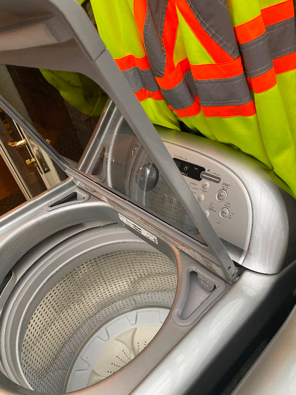 Washer and dryer in Washers & Dryers in St. Catharines - Image 3