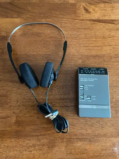 Vintage General Electric AM/FM Stereo Headset Radio No 7-1700 C, View more