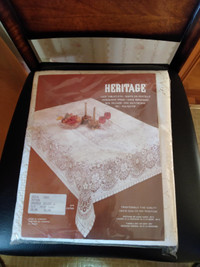 HERITAGE LACE TABLECLOTH 60x80 INCHES