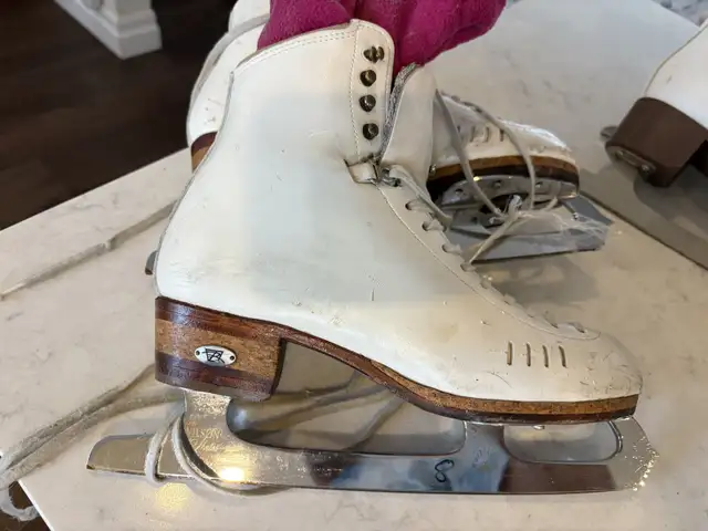 women’s skates 7.5/8/9 in Skates & Blades in Guelph - Image 5